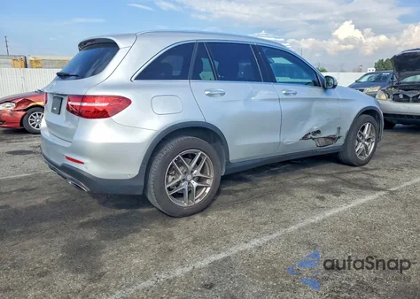 2016 Mercedes-Benz Glc 300 z USA, uszkodzony, nr VIN WDC0G4JB8GF075422